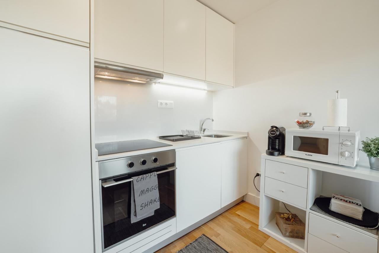 Downtown Stylish Apartment With Garage By Vacationy Porto Luaran gambar