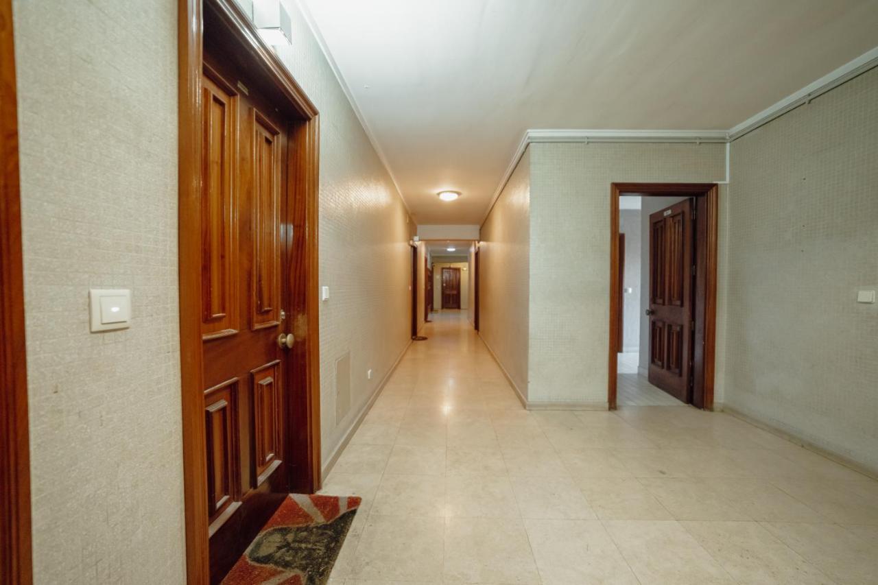 Downtown Stylish Apartment With Garage By Vacationy Porto Luaran gambar